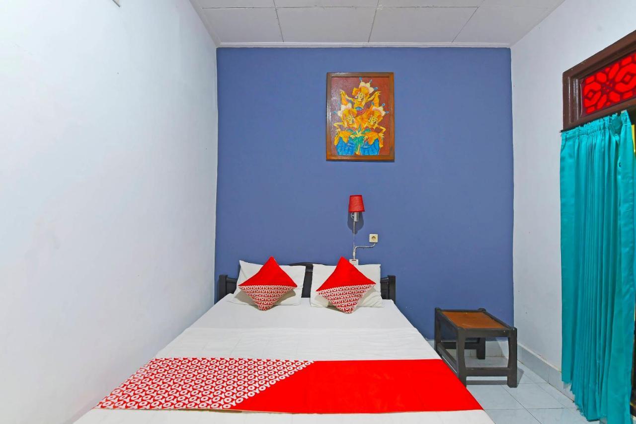 Oyo 3244 Grand Chandra Hotel Денпасар Екстер'єр фото